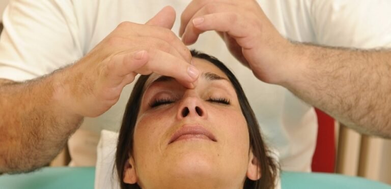 Read more about the article Lomi Lomi Massage