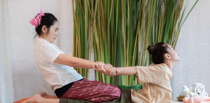 thai massage